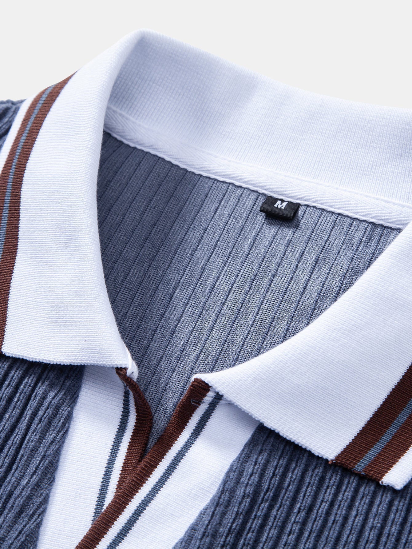 Johnny Collar Sweatshirt with Contrast Trim