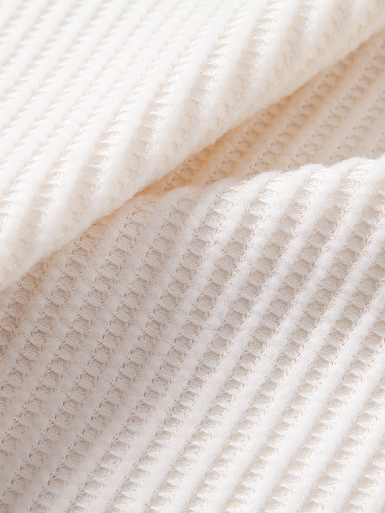 Two-Piece Contrast Waffle Set: T-Shirt with Pocket & Drawstring Knitted Pants